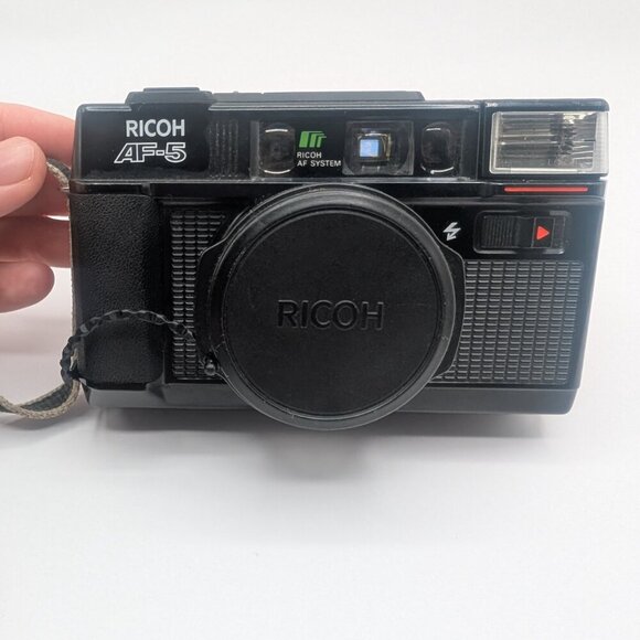 Vintage Ricoh AF-5 Point & Shoot 35mm Film Camera with Strap - Tested - Picture 12 of 16